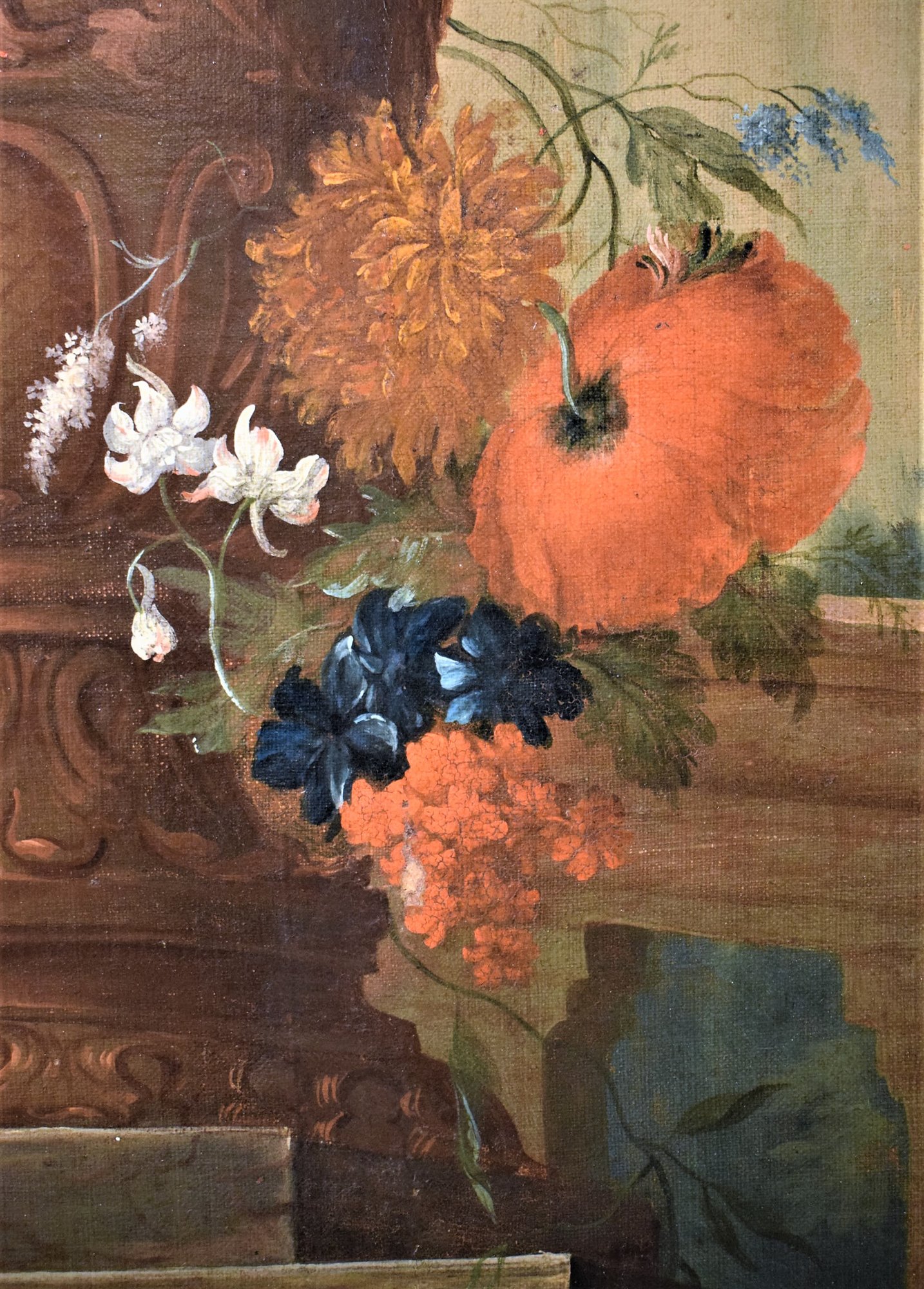 Natura Morta di fiori con Putto e Fontana